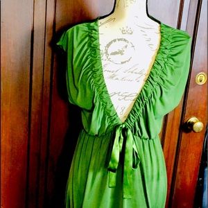 HaleBob Emerald Green Top